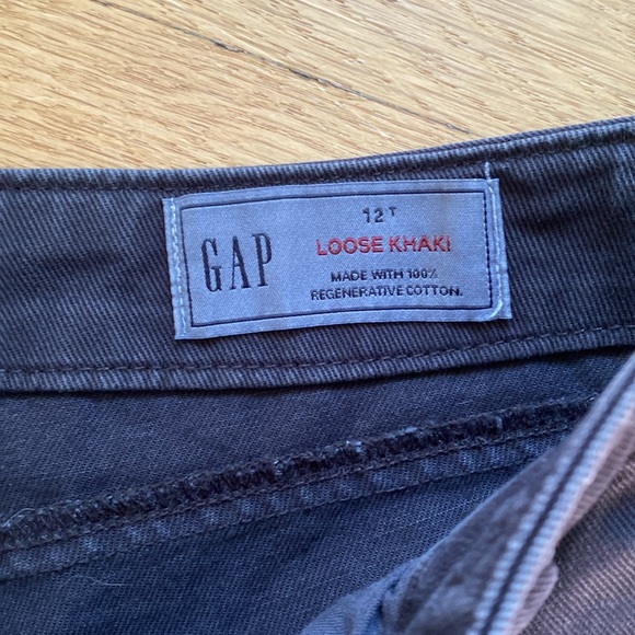 GAP Loose Khakis Washed Black - Picture 4 of 5